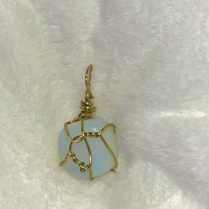 ✨Opalite Crystal Pendant✨